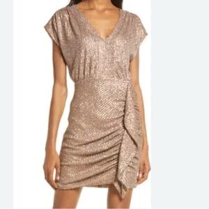 Chelsea28 NWT  tan smoke sequin shimmer dress size small